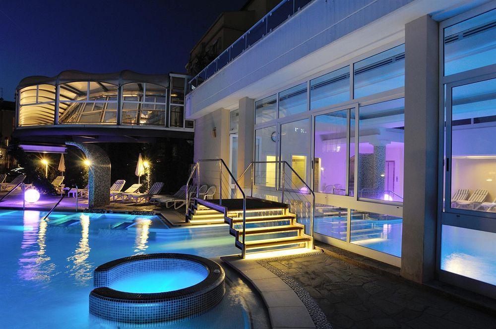Hotel Terme Formentin อาบาโนแตร์เม ภายนอก รูปภาพ