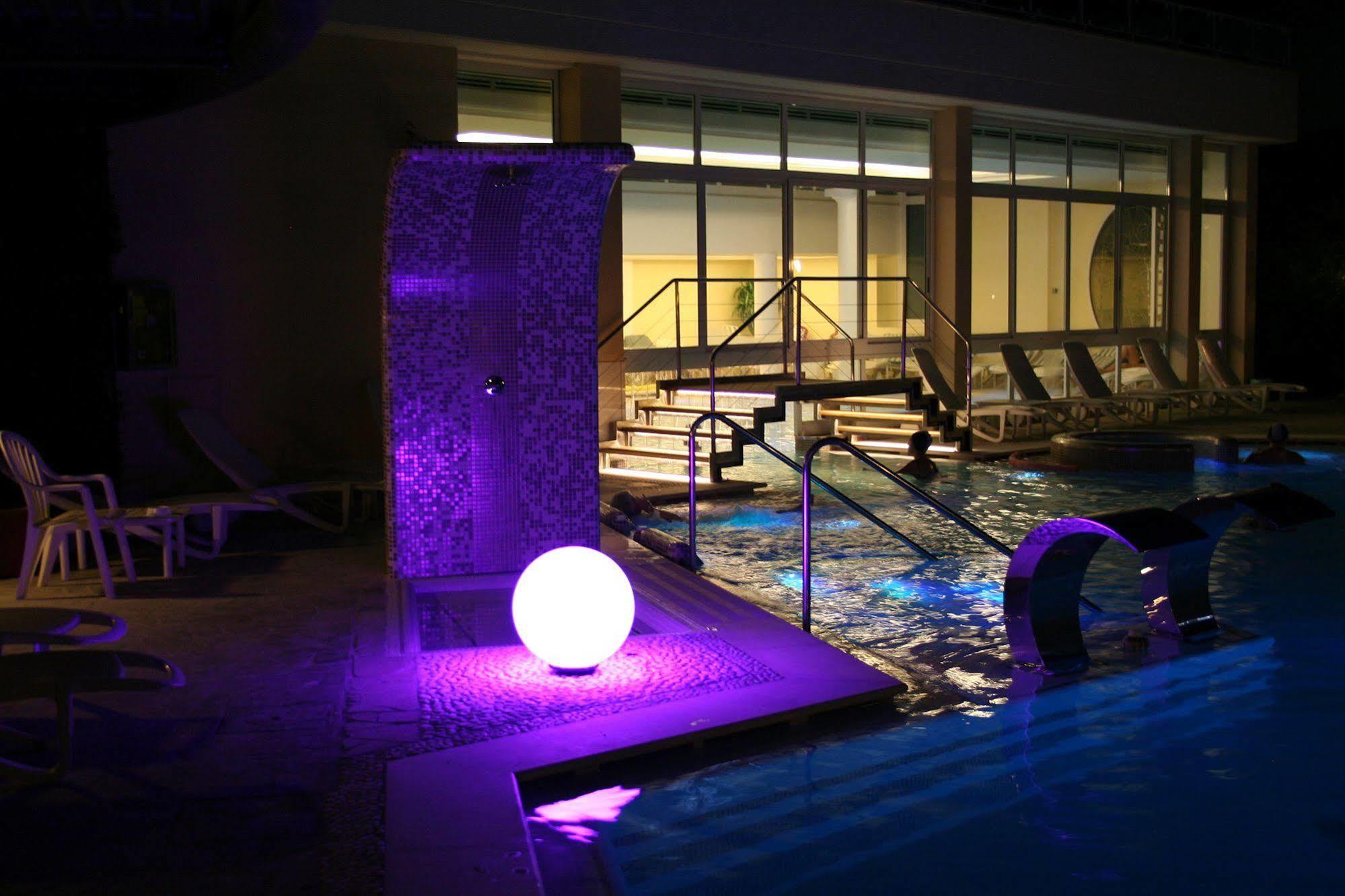 Hotel Terme Formentin อาบาโนแตร์เม ภายนอก รูปภาพ