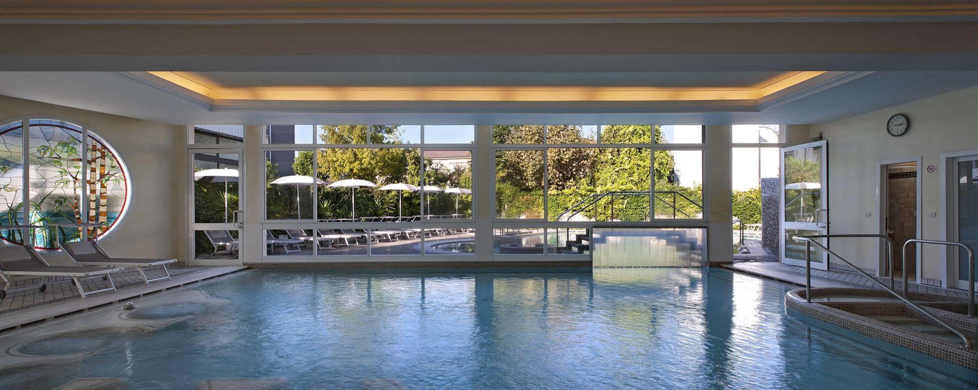 Hotel Terme Formentin อาบาโนแตร์เม ภายนอก รูปภาพ